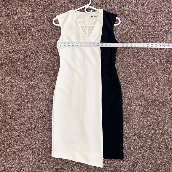 POIS Black and White Sleeveless Sheath Dress V-Neck Mini - Picture 3 of 8